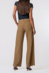 Kut from the Kloth Meg High Rise Wide Straight Legs Front Pleats in Wood - Viva Diva Boutique