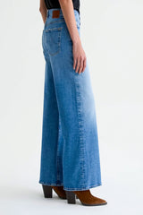 AG Jeans Saige Wide Leg in American West - Viva Diva Boutique