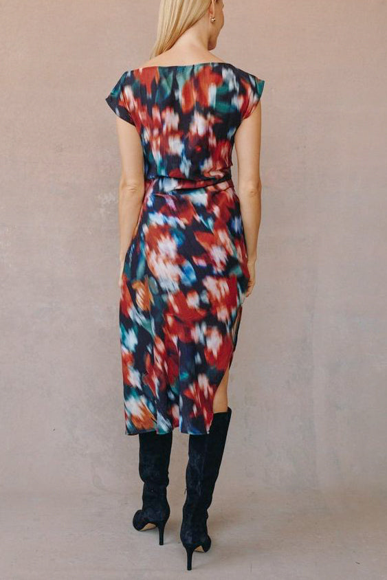 Bella Dahl Boat Neck Midi Dress in Blurred Floral
