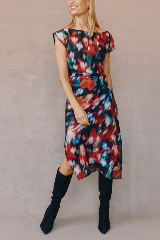Bella Dahl Boat Neck Midi Dress in Blurred Floral