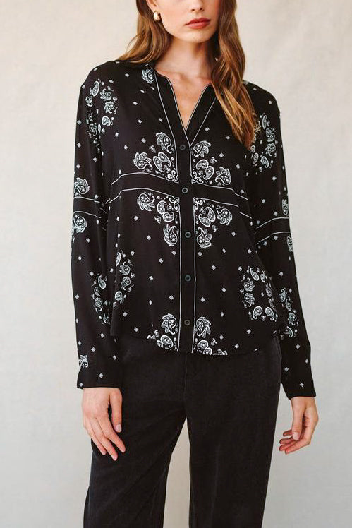 Bella Dahl Classic Button Down in Bandana Print - Viva Diva Boutique