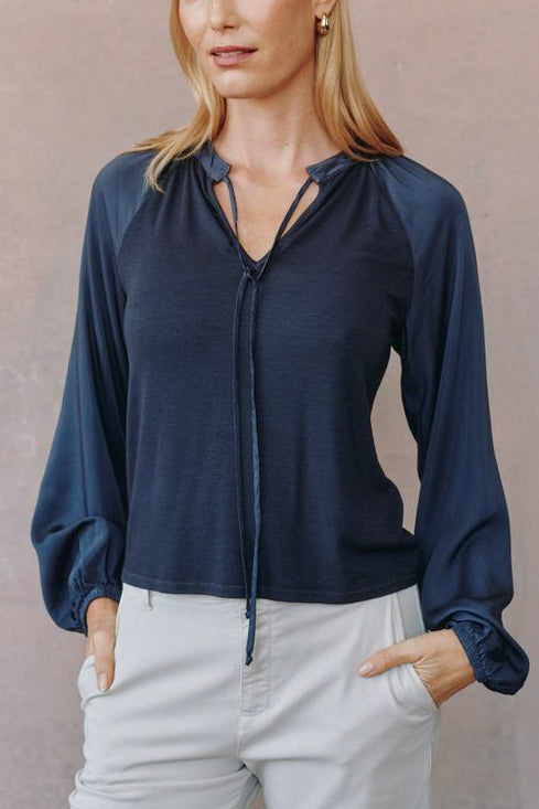 Bella Dahl Long Sleeve Raglan Mixed Shirt in Obsidian Stone - Viva Diva Boutique