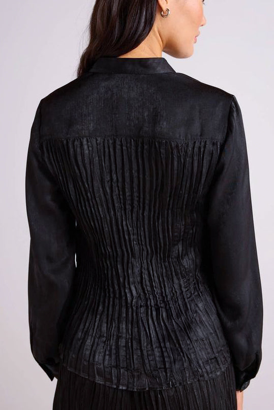 Bella Dahl Pleated Bodice Shirt in Black - Viva Diva Boutique