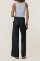 Kut from the Kloth Meg High Rise Wide Legs with Patch in Black - Viva Diva Boutique