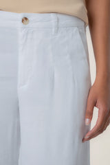 Kut from the Kloth Meg in White - Viva Diva Boutique