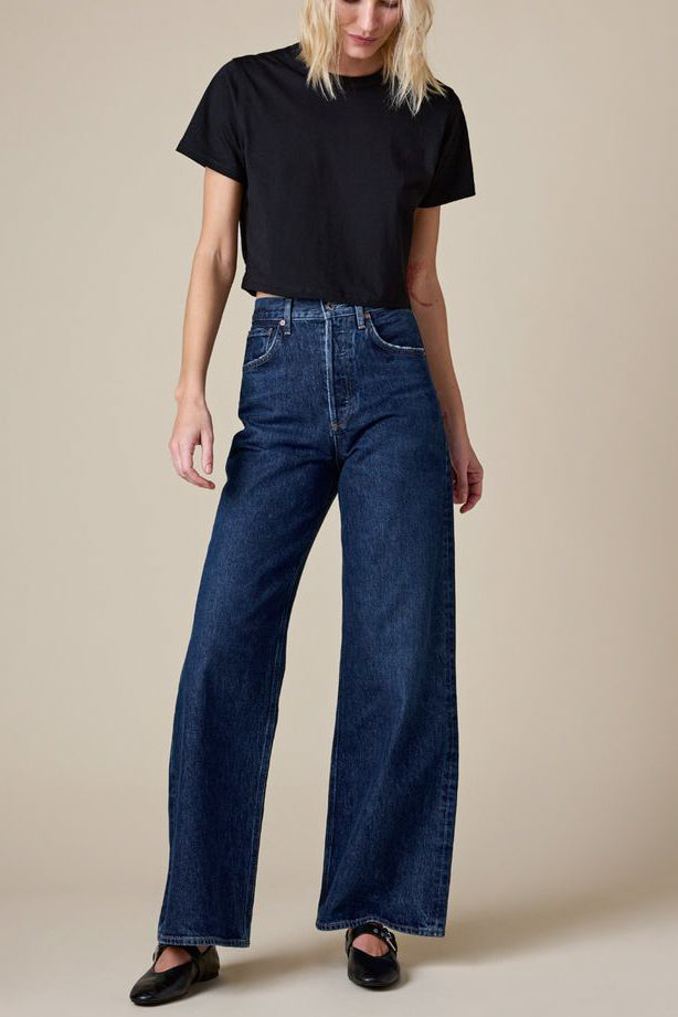 Soldout.nyc Cropped Perfect Tee in Black